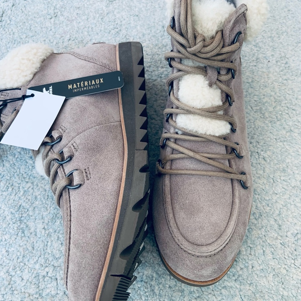 Sorel Tan Snow/Hiking/Winter Boots